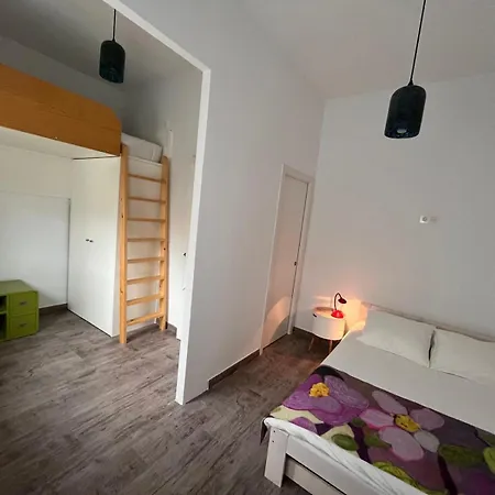 Nuevo Y Confortable Apartamento En Vista Alegre Madrid Exterior photo